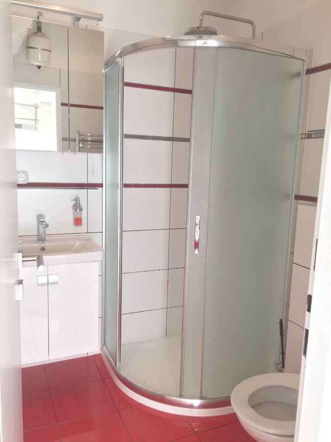 Krasny Apartman U Lesa, Trolejbus Do Centra A Bvv, Parkovani Zdarma Brno Ngoại thất bức ảnh