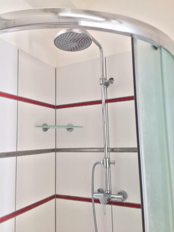 Krasny Apartman U Lesa, Trolejbus Do Centra A Bvv, Parkovani Zdarma Brno Ngoại thất bức ảnh