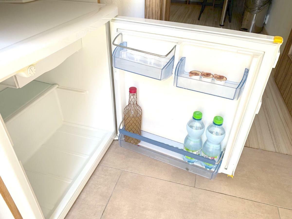 Krasny Apartman U Lesa, Trolejbus Do Centra A Bvv, Parkovani Zdarma Brno Ngoại thất bức ảnh